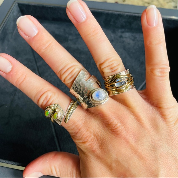 🤍 Stunning Moonstone & Opal Silver Rings 🤍 - Picture 4 of 17